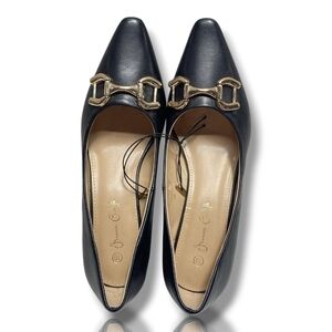 Jessica Carlyle LENORA Leather Business Navy Blue Heels with Gold Buckle NWOT